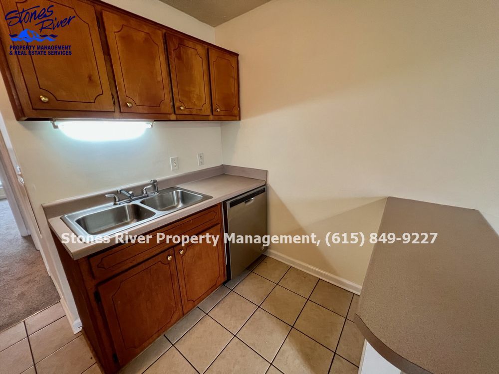 1BR 1BA Ground Level Apt., Free Water! - *No pets* property image