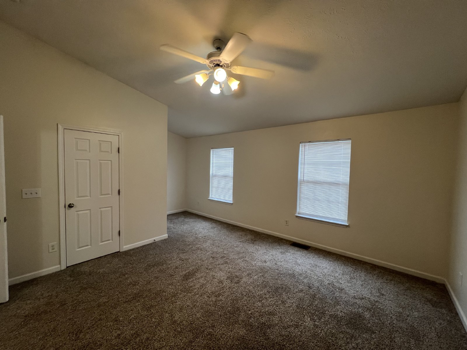 2 Bedroom 2.5 Bath Townhome in Lavergne - Available Now property image