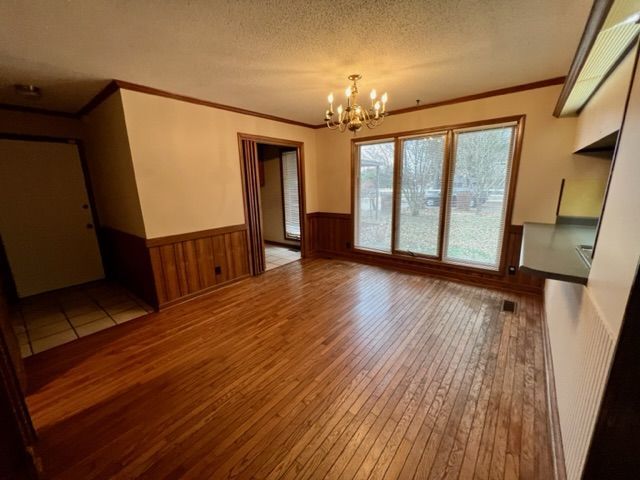 Country Living in the City*4 Bedrooms*Some Acreage Mowing included property image
