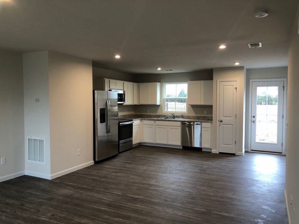 Beautiful *Like New* Home in Christiana! property image