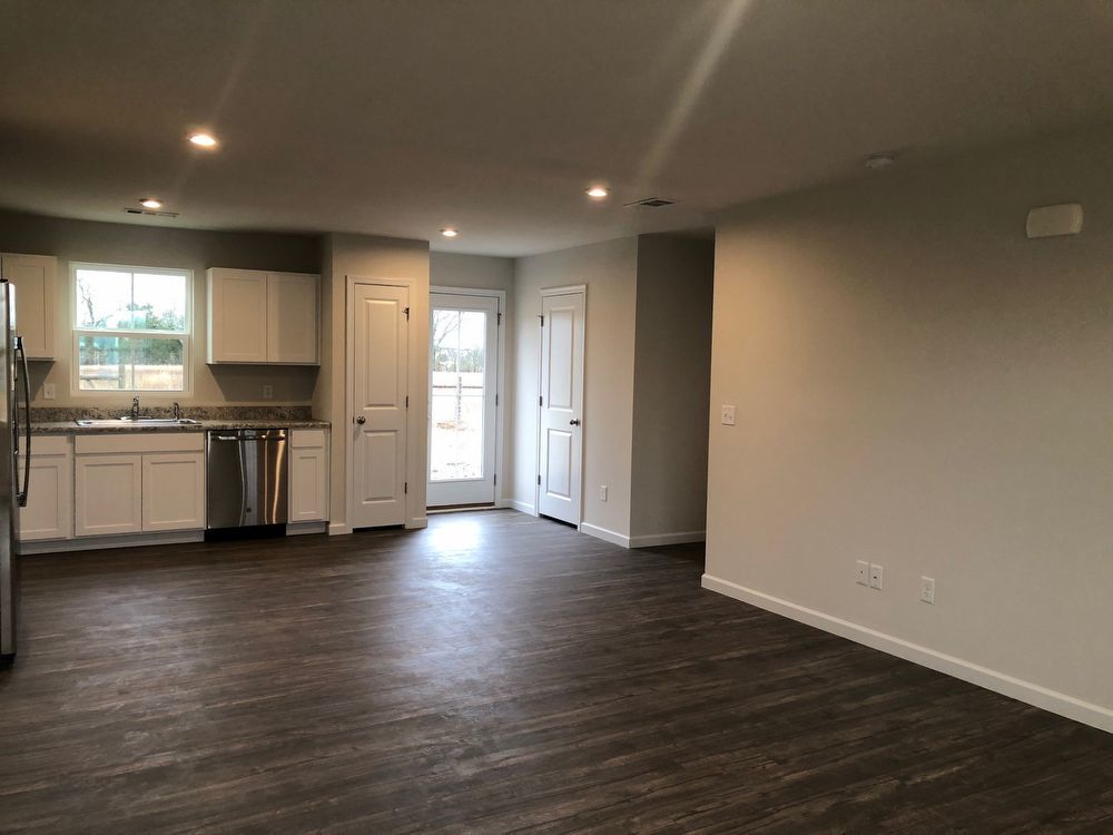 Beautiful *Like New* Home in Christiana! property image
