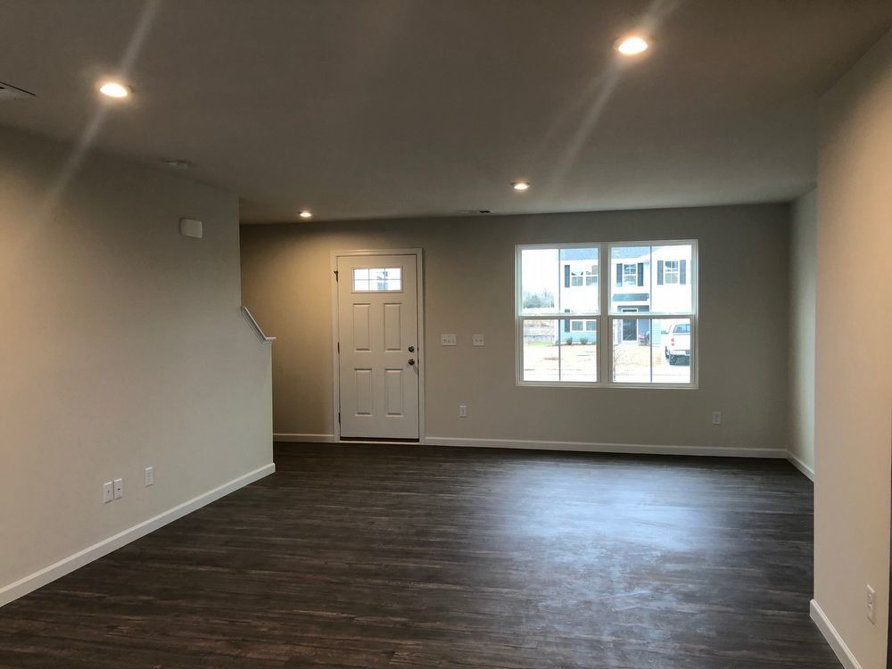 Beautiful *Like New* Home in Christiana! property image