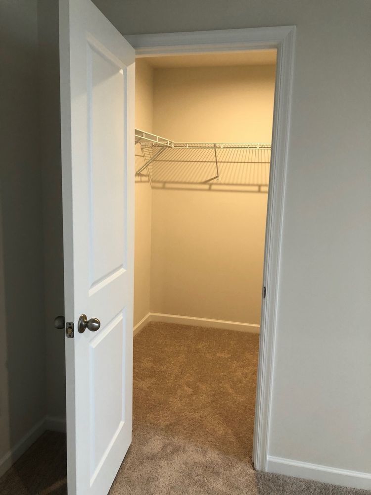 Beautiful *Like New* Home in Christiana! property image