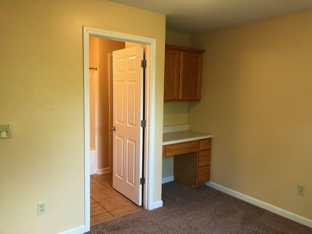 2 Bed 2 Bath Home Located Near MTSU property image