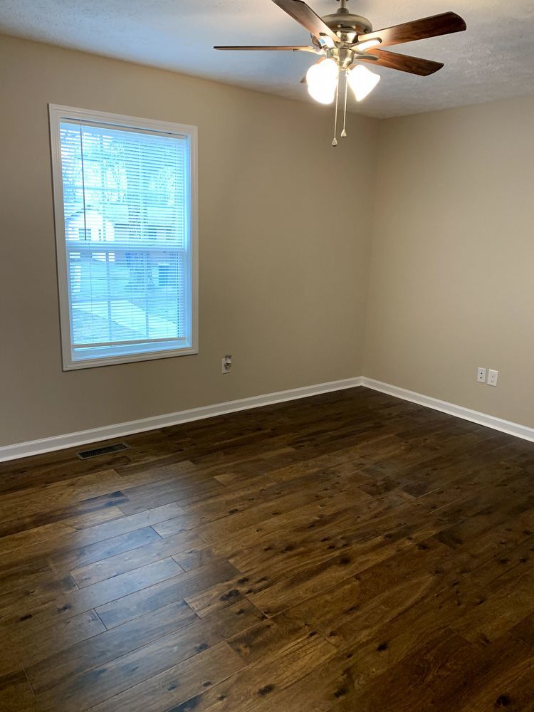 Beautiful 3 Bedroom 2 Bathroom Ranch Style Home on Large Lot property image