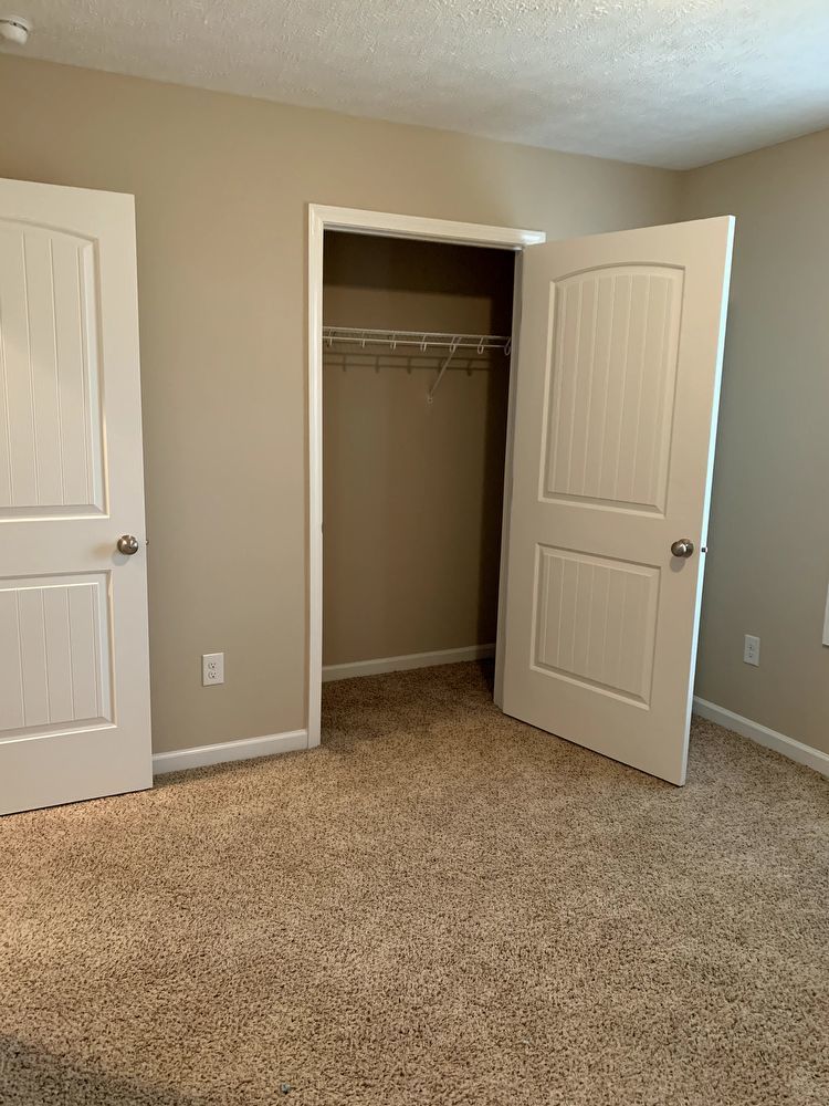 Beautiful 3 Bedroom 2 Bathroom Ranch Style Home on Large Lot property image