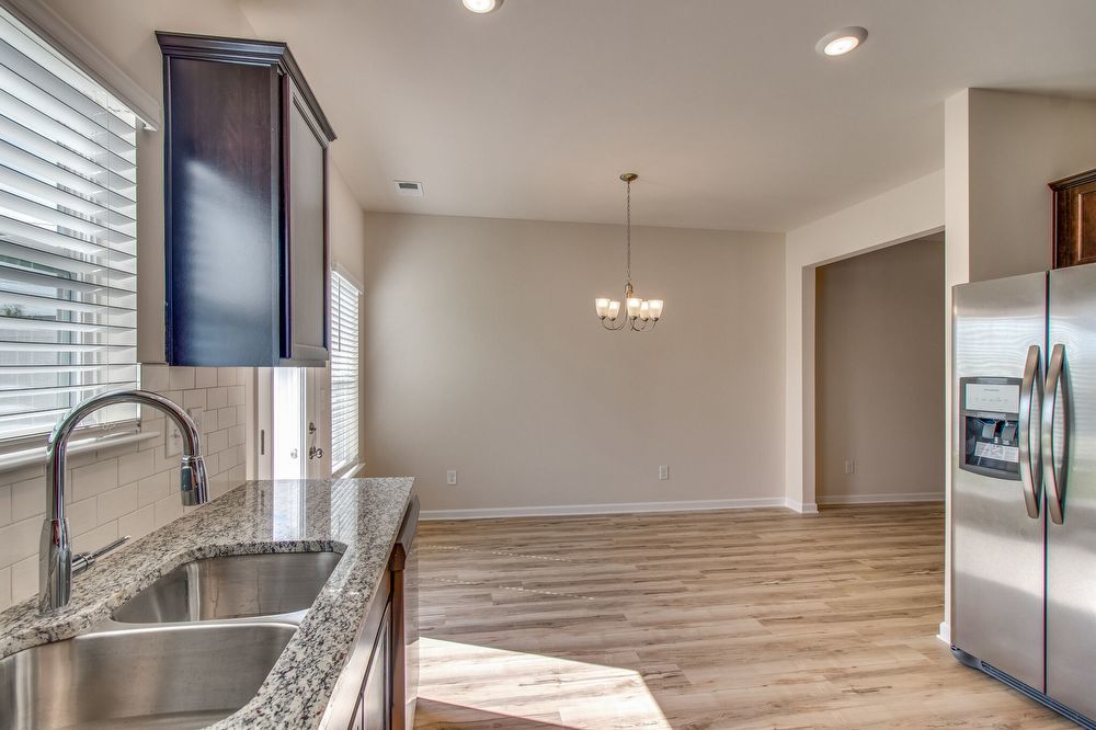 Beautiful 3BR/2.5BA Townhome in Columbia! property image