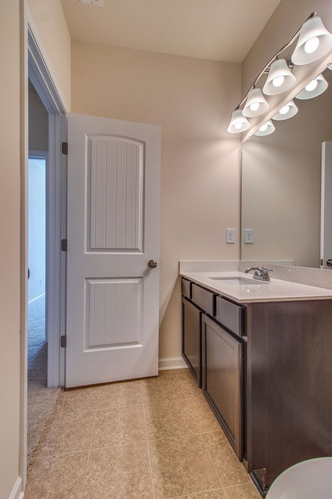 Beautiful 3BR/2.5BA Townhome in Columbia! property image
