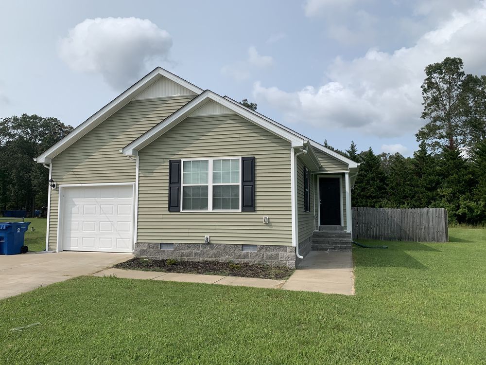 Charming 3 Bedroom Home with Fenced in Yard! property image