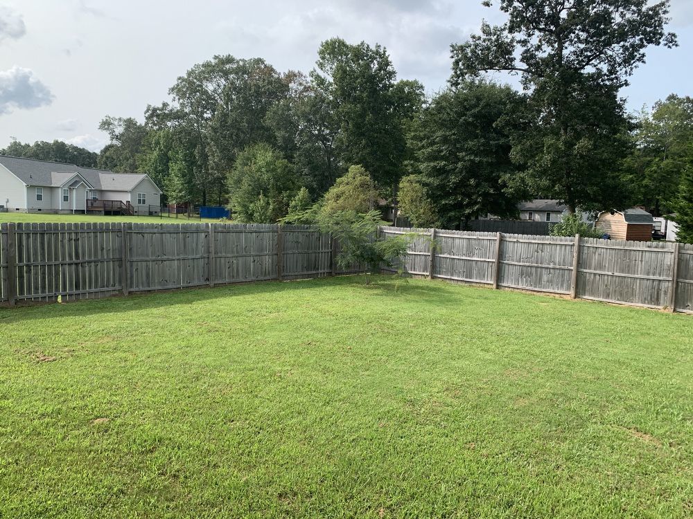 Charming 3 Bedroom Home with Fenced in Yard! property image