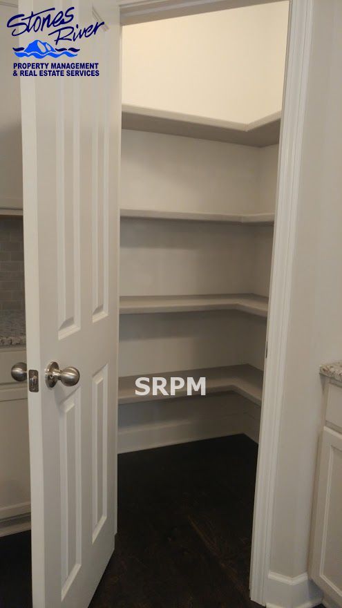 Beautiful 3 Bed 2 Bath Home in Nolensville - With Screened in Back Porch property image