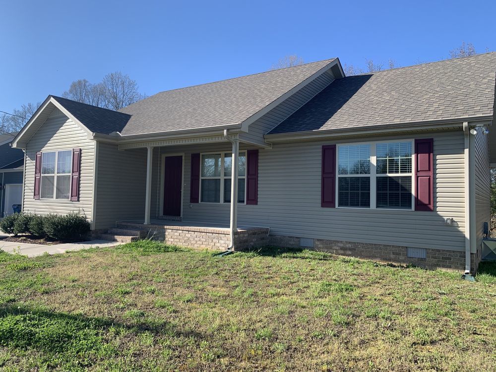 3 Bedroom, 2 Bath Home with GARAGE! property image