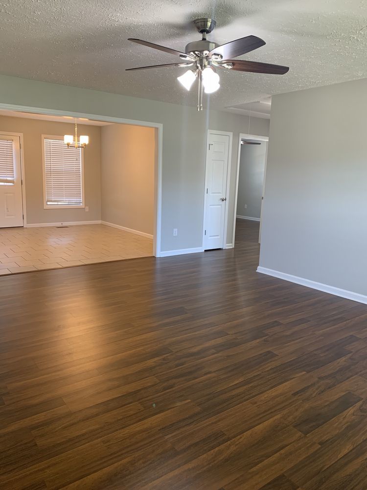 3 Bedroom, 2 Bath Home with GARAGE! property image