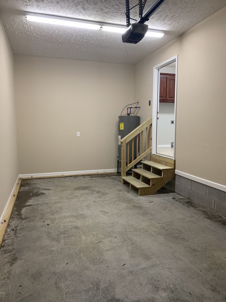 3 Bedroom, 2 Bath Home with GARAGE! property image