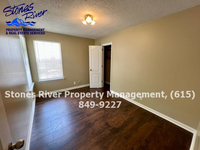 3 Bed/2 Bath Townhouse *Huge Bonus Room*SOUTH Murfreesboro property image