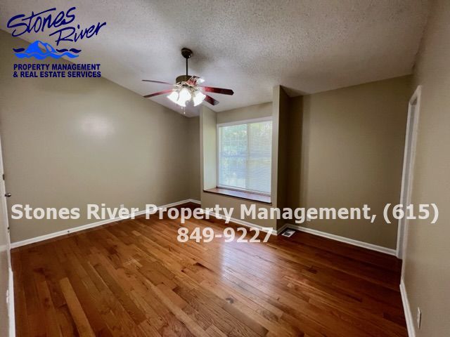 3 Bed/2 Bath Townhouse *Huge Bonus Room*SOUTH Murfreesboro property image