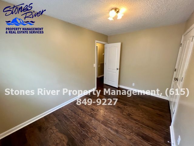 3 Bed/2 Bath Townhouse *Huge Bonus Room*SOUTH Murfreesboro property image