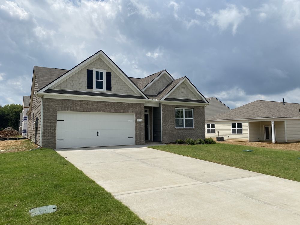 4 BD, 2 BA, 2 Car Garage! Open Floor Plan! Community Pool + Playground property image