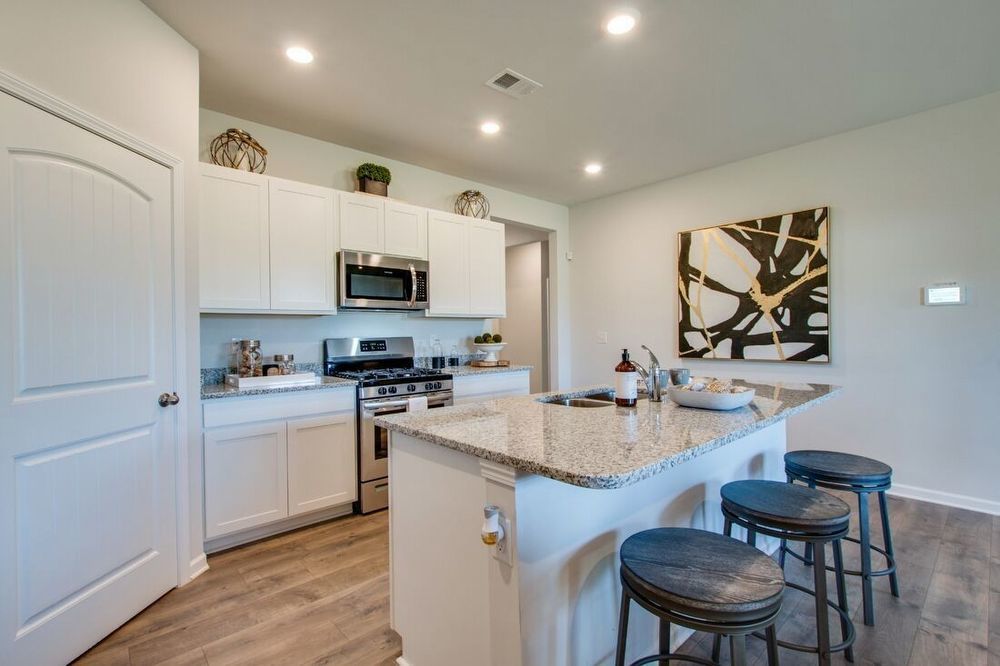 4 BD, 2 BA, 2 Car Garage! Open Floor Plan! Community Pool + Playground property image