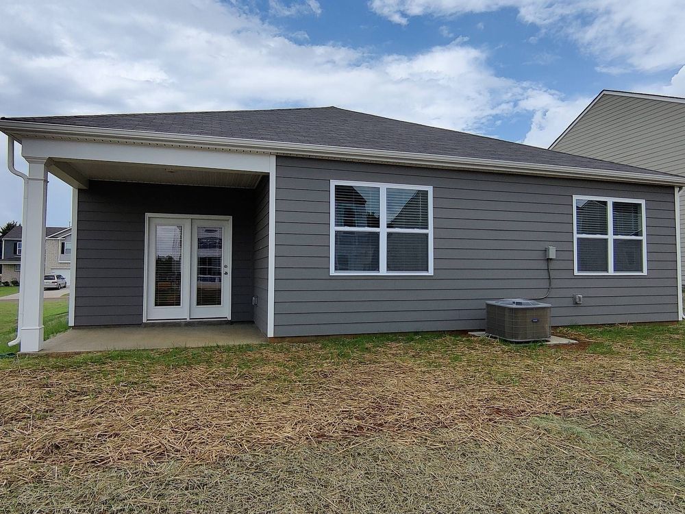 4 BD, 2 BA, 2 Car Garage! Open Floor Plan! Community Pool + Playground property image