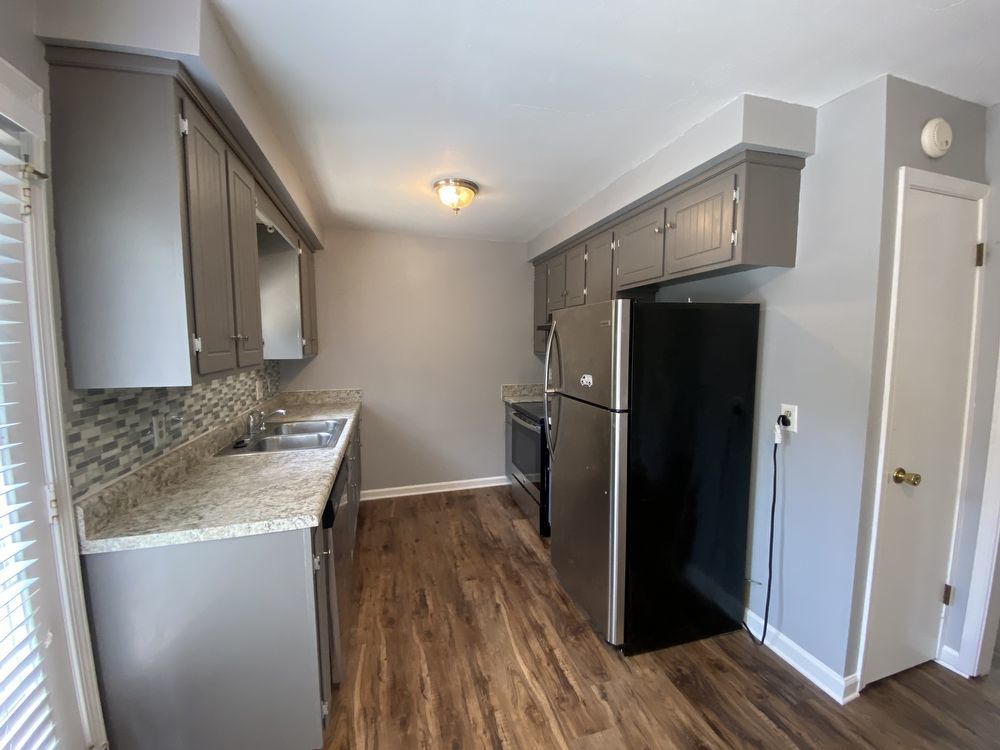 Charming 3 Bed, 2 Bath Home on Over an Acre! property image