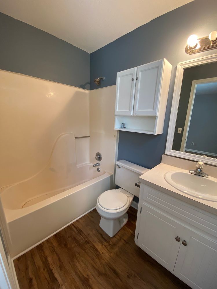 Charming 3 Bed, 2 Bath Home on Over an Acre! property image