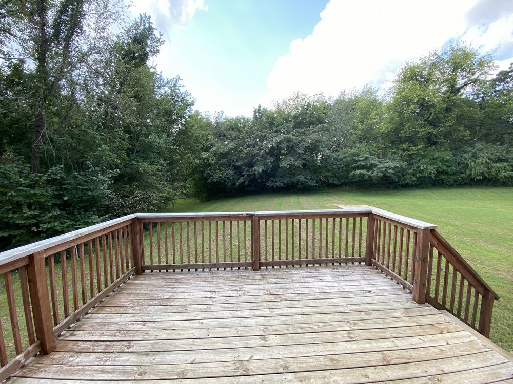 Charming 3 Bed, 2 Bath Home on Over an Acre! property image