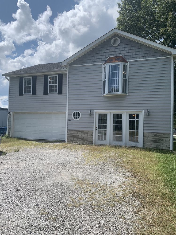 1200 S Spring St. Manchester, TN 37355 Stones River Property Management