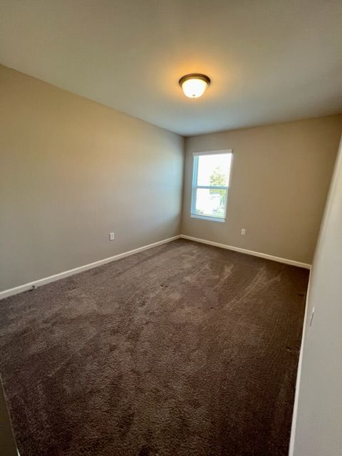 3 Bed 2.5 Bath Townhome, Minutes from I-24 & The Avenue! property image
