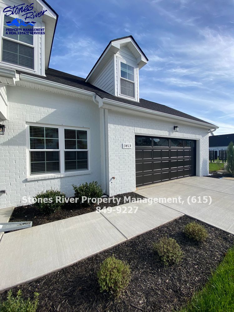 3 BD 2.5 BA Great Location, 2 Car Garage Like New Build Townhome! property image