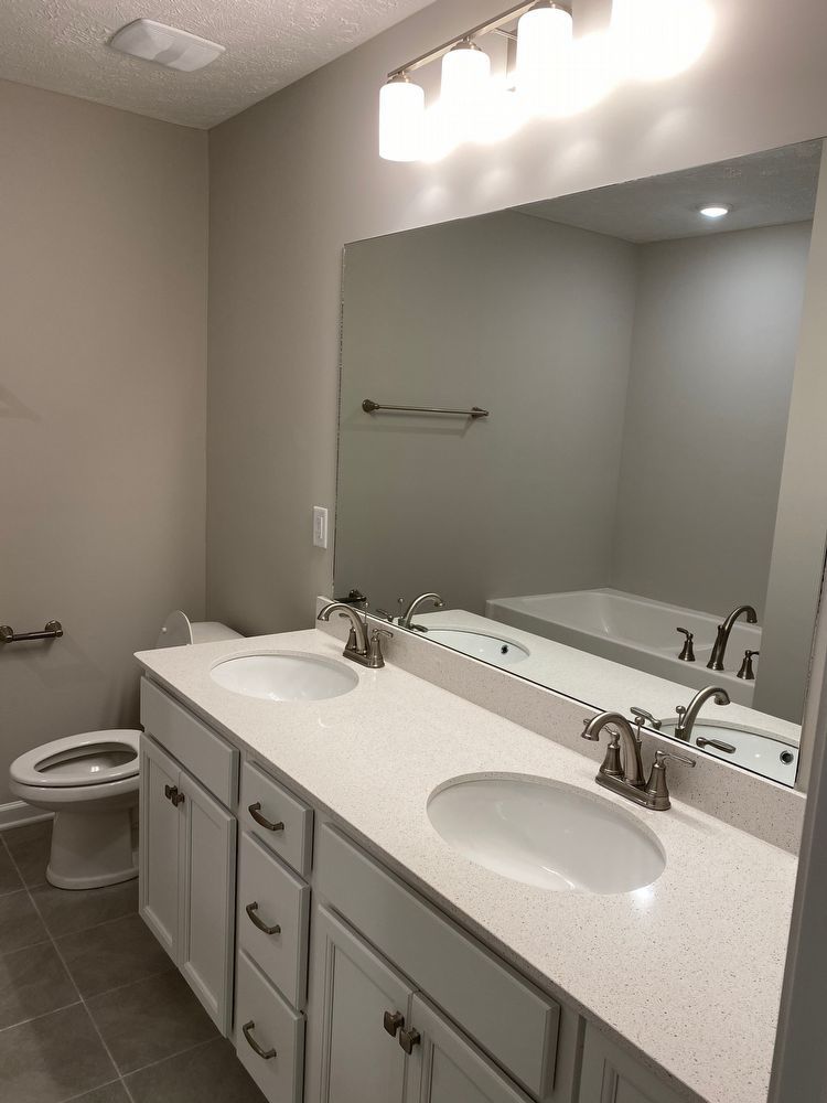 3 BD 3.5 BA 1 Car Garage Great Location Like New Townhome! property image