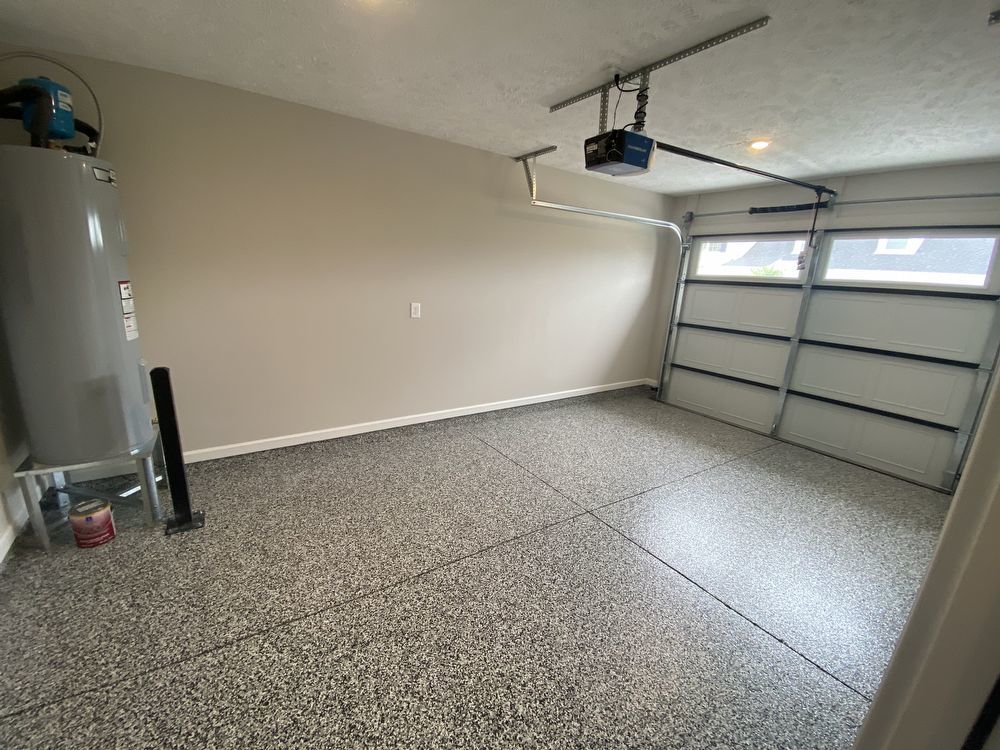 3 BD 3.5 BA 1 Car Garage Great Location Like New Townhome! property image