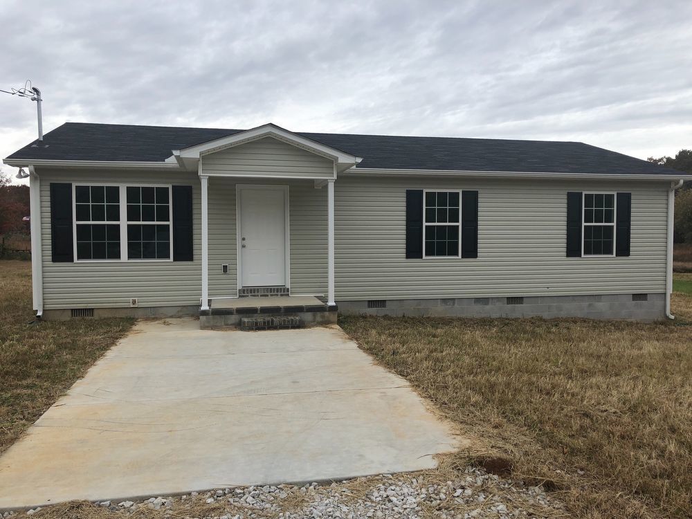 Charming 3 Bedroom Home in Country Setting. **$50 monthly discount for 24 month lease** property image