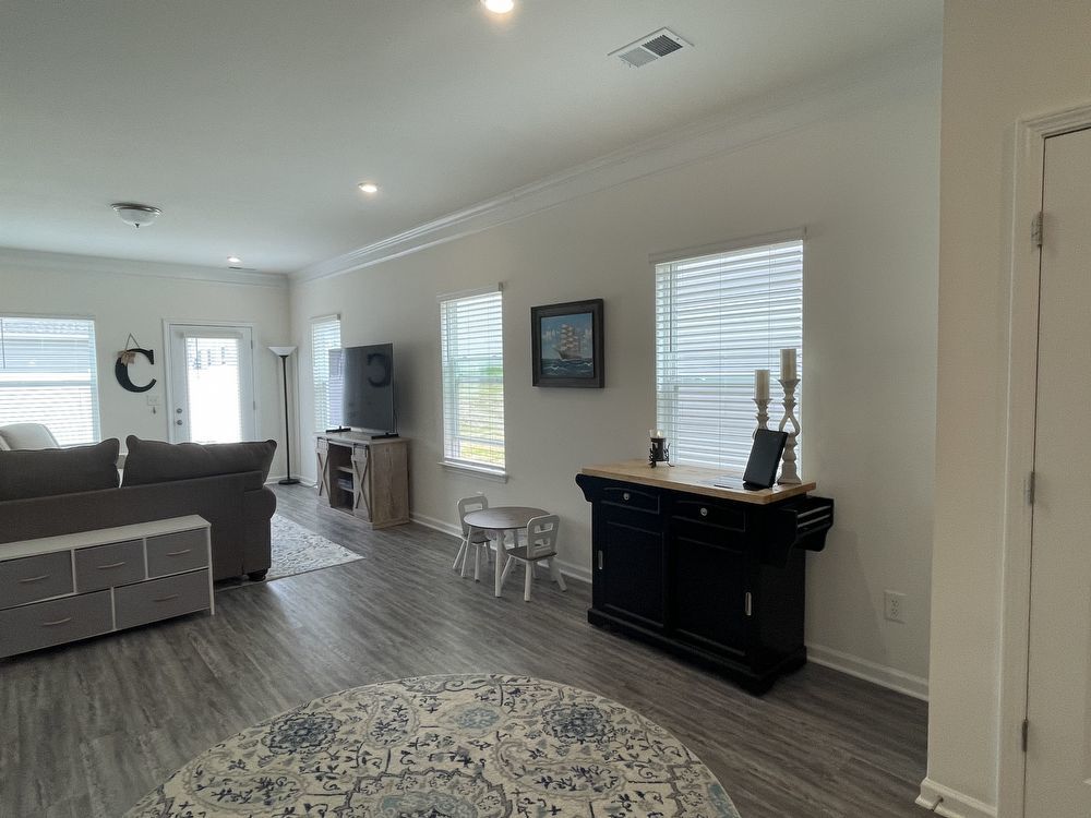 Gorgeous 3 Bedroom Home in Union Station! property image