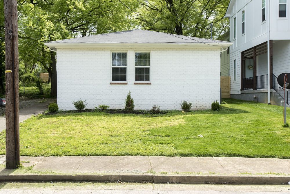 Charming 3 Bedroom Duplex in the Heart of West Nashville! property image