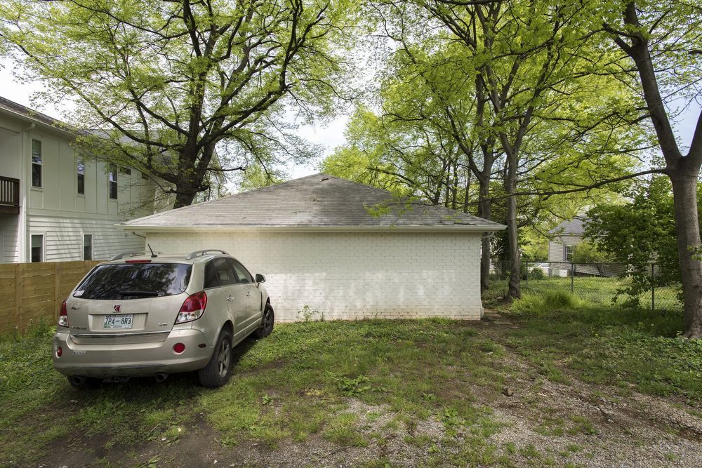 Charming 3 Bedroom Duplex in the Heart of West Nashville! property image