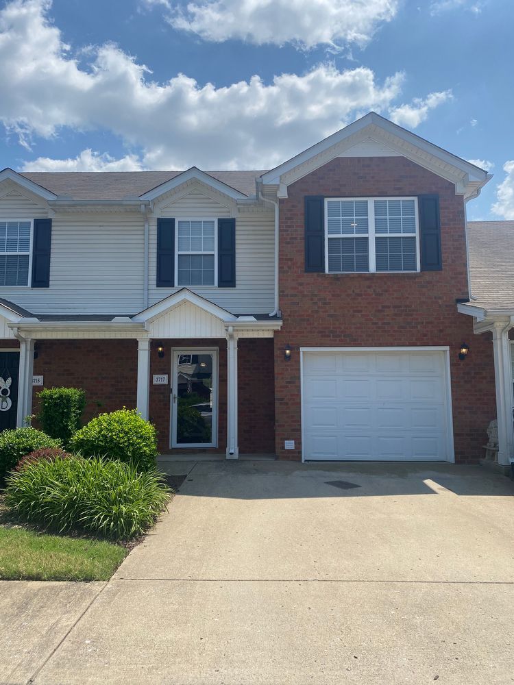 Beautiful 3 BR, 2.5 BA, 1 Car Garage, Bonus Room, and Triple Blackman Zoned! property image