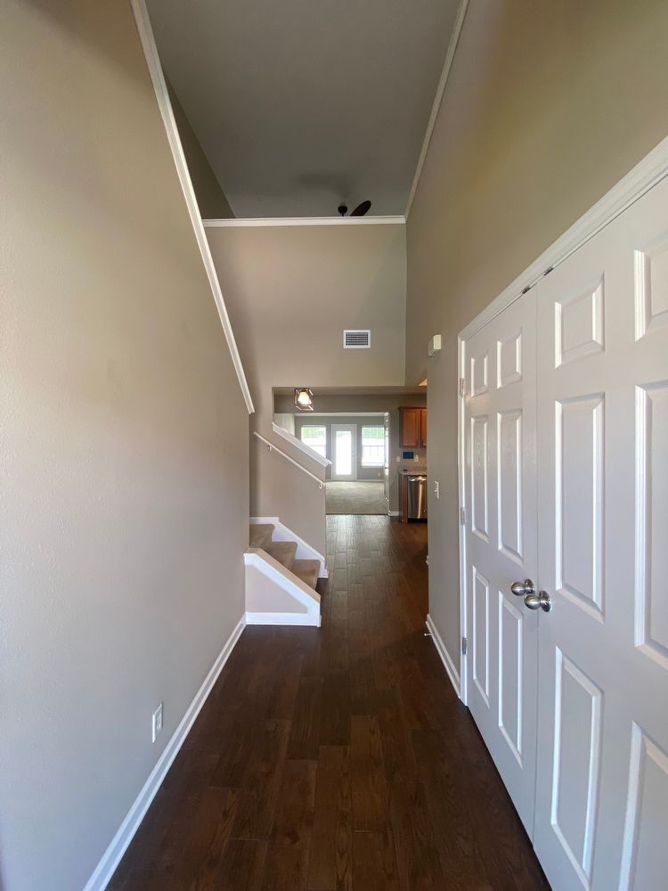 Beautiful 3 BR, 2.5 BA, 1 Car Garage, Bonus Room, and Triple Blackman Zoned! property image