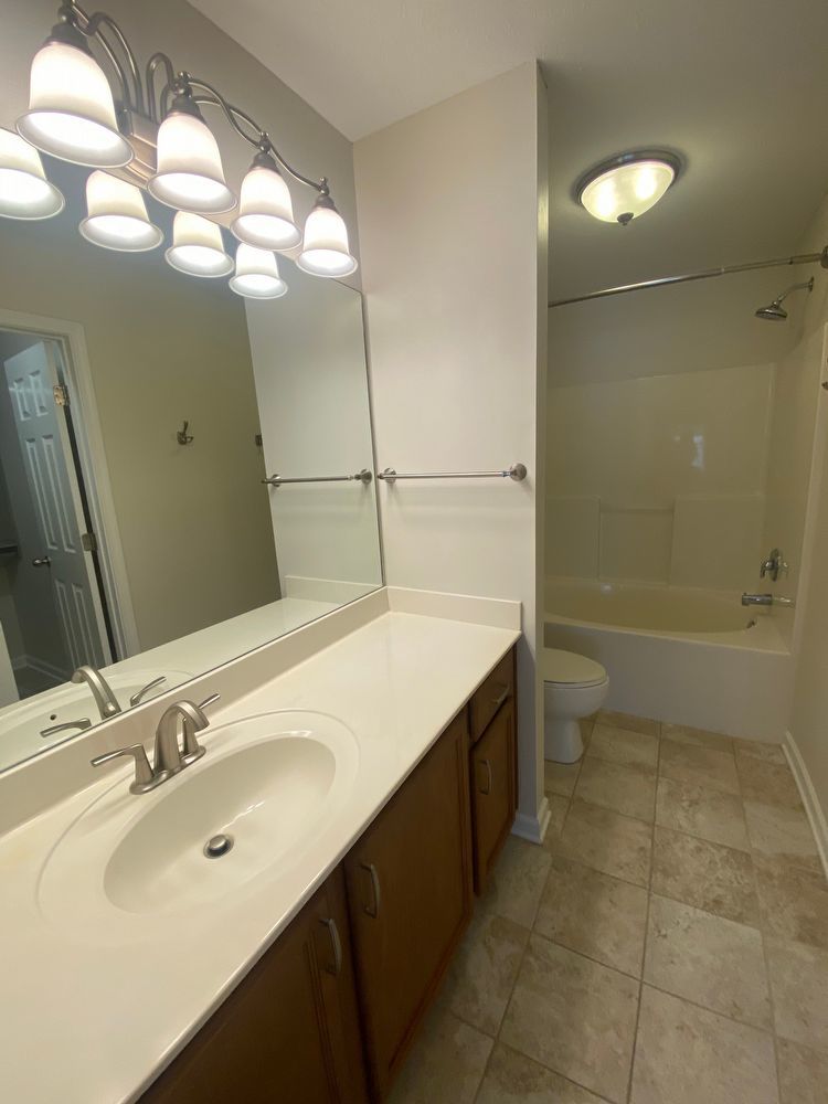 Beautiful 3 BR, 2.5 BA, 1 Car Garage, Bonus Room, and Triple Blackman Zoned! property image
