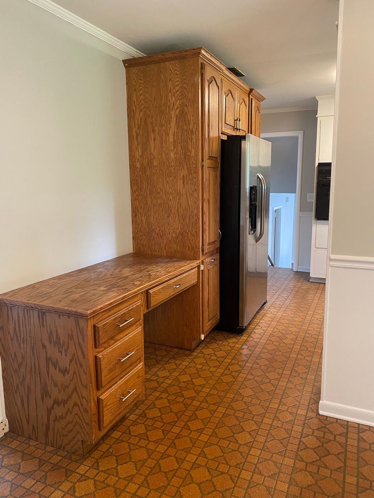 Charming 4 BR, 2 BA, Close to MTSU, 1 Car Garage, Large Carport property image