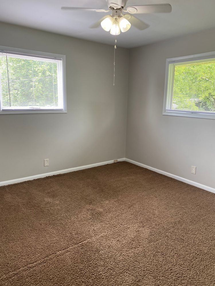 Charming 4 BR, 2 BA, Close to MTSU, 1 Car Garage, Large Carport property image