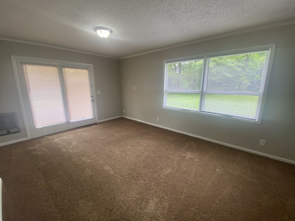 Charming 4 BR, 2 BA, Close to MTSU, 1 Car Garage, Large Carport property image