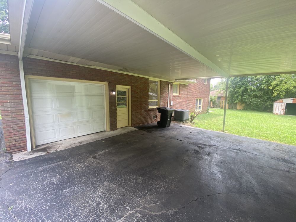 Charming 4 BR, 2 BA, Close to MTSU, 1 Car Garage, Large Carport property image