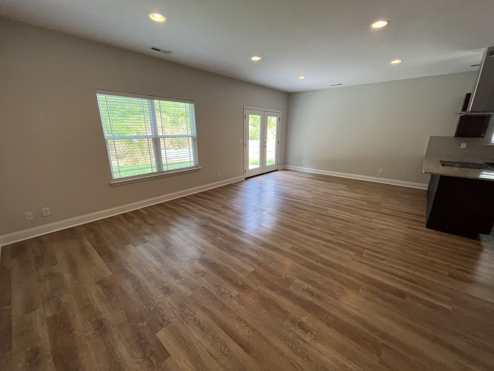 4 BR, 2.5 BA, 2 Car Garage | Townhome Close to Volkswagen, Amazon & Fed Ex property image