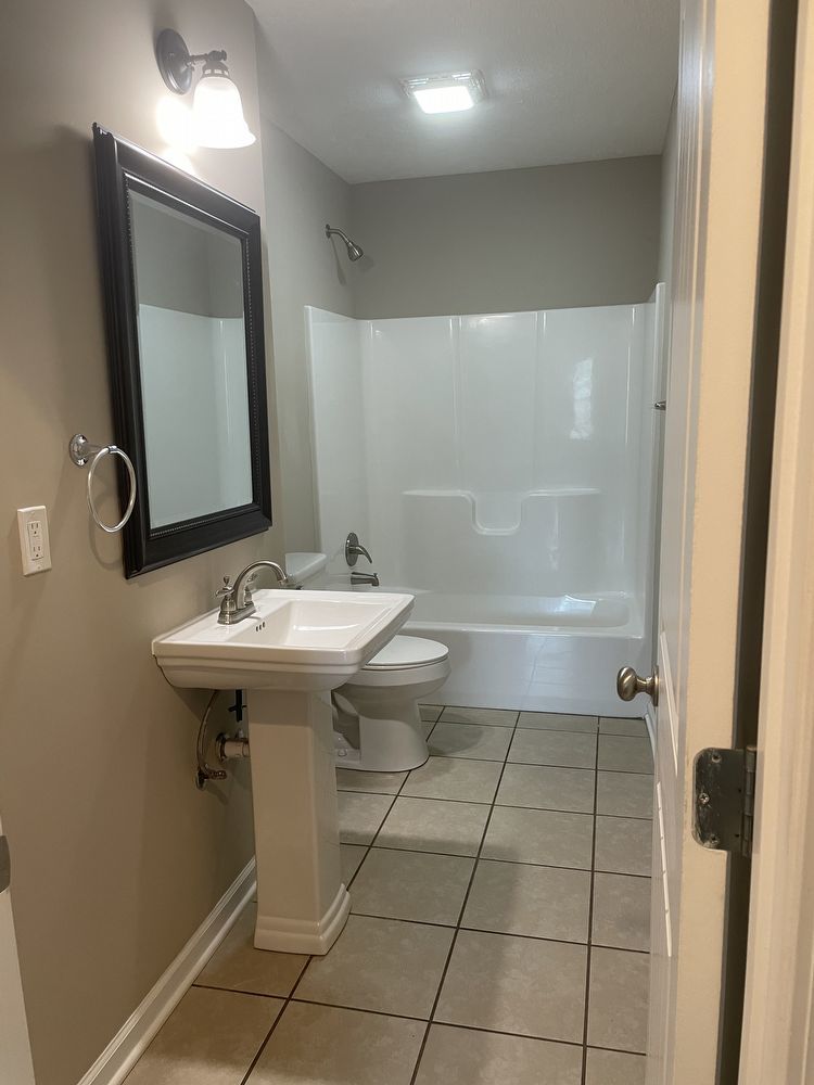 Charming 3 Bedroom Home Close to Downtown Tullahoma... property image