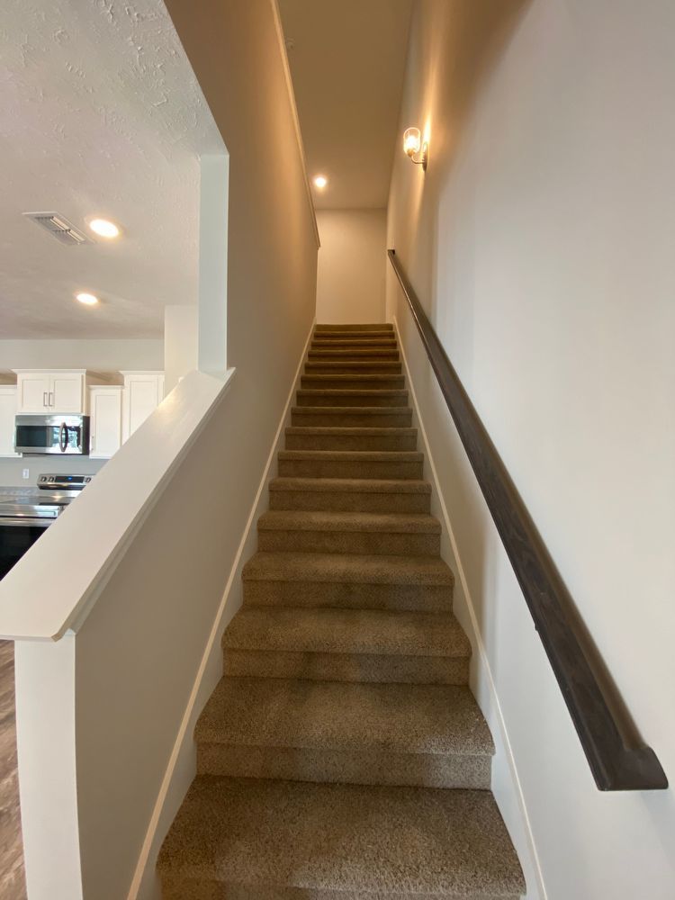 Like New Luxury Townhome! 3 BR, 2.5 BA, 2 Car Garage, Pool, Dog Park, and More! property image