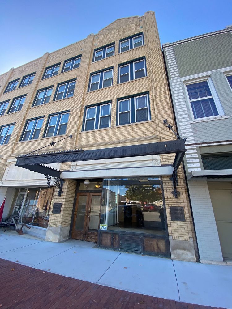 200 West Public Square Unit 306 Shelbyville, TN 37160 Stones River