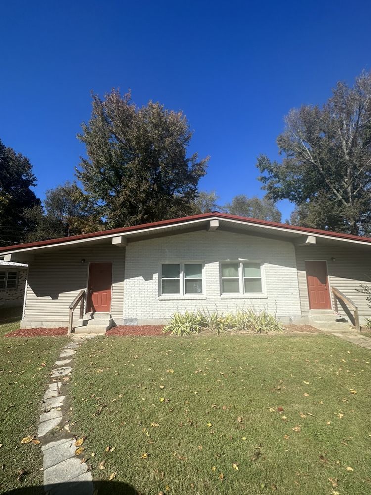 2 Bedroom, 1 Bath Duplex in Tullahoma conveniently located near Arnold AFB! property image