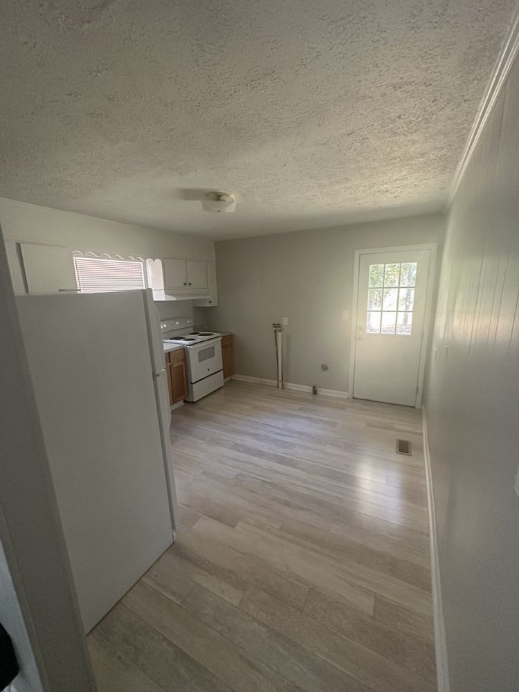 2 Bedroom, 1 Bath Duplex in Tullahoma conveniently located near Arnold AFB! property image