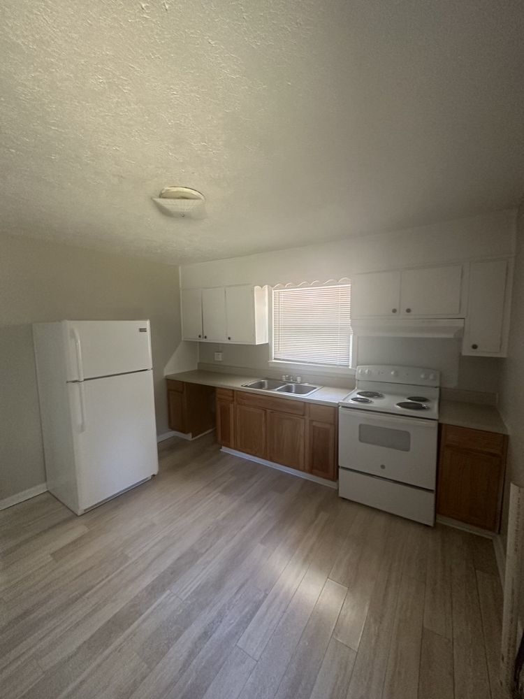 2 Bedroom, 1 Bath Duplex in Tullahoma conveniently located near Arnold AFB! property image